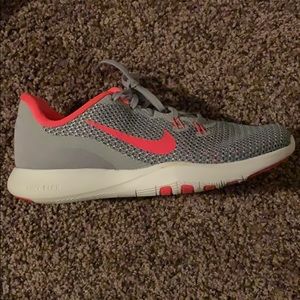 Like new nike flex shoes